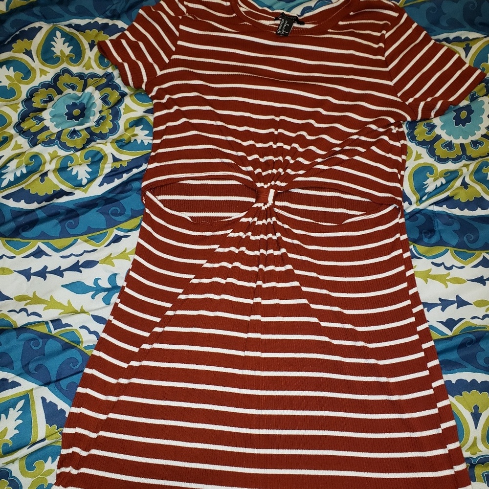 Midriff cutout dress